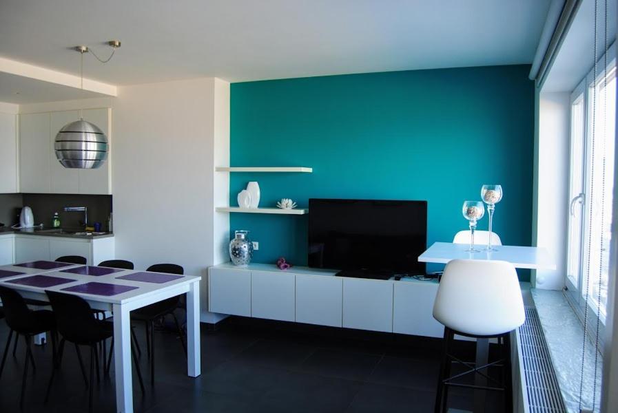 Modern Op De Zeedijk Met 2 Slaapkamers Te Apartmán Ostende